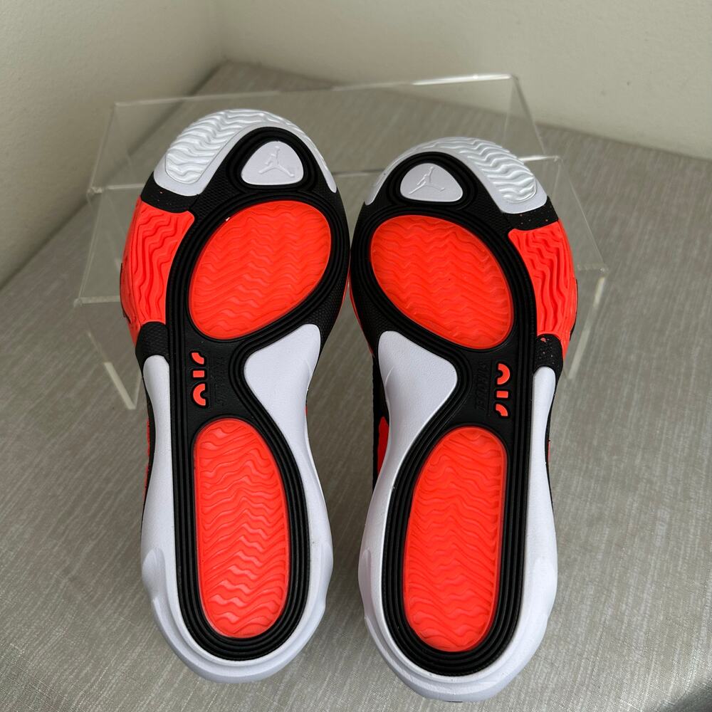 Jordan Tatum 2 Red Cement Basketball Shoes White Black Crimson Mens 7 FJ6457-106 - Picture 4 of 10
